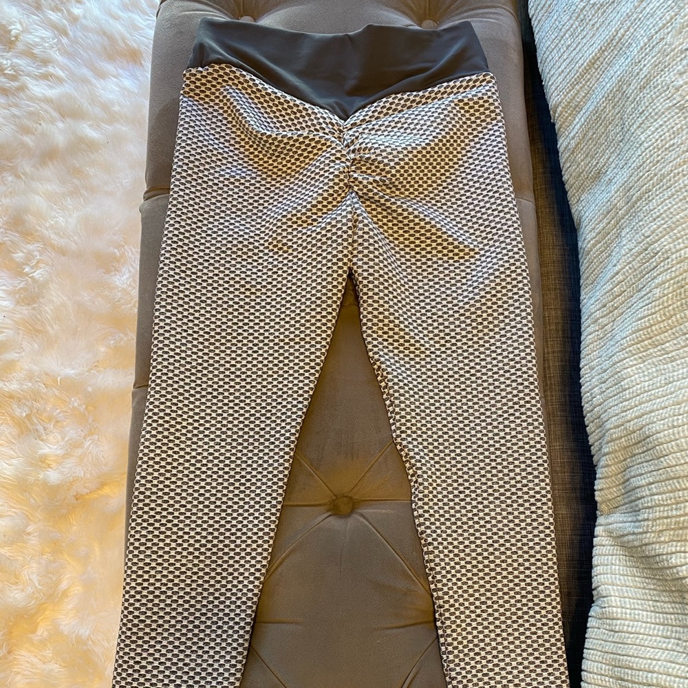 DREAMMOON - Tik Tok Booty scrunch leggings